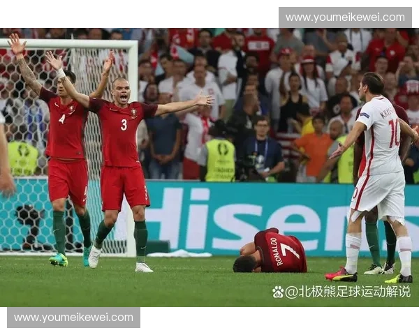 折射进球助力逆转胜利 球场上惊险瞬间为比赛增添悬念